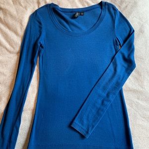 Blue long sleeve shirt